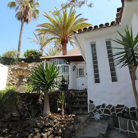 Holiday home Sunny House,