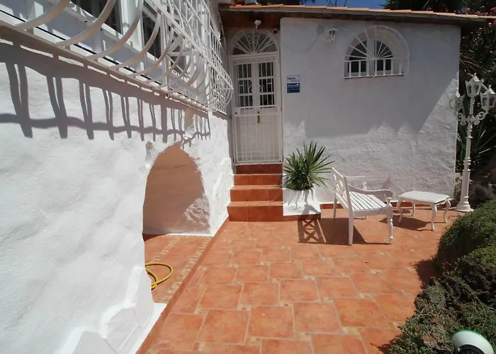 Sunny House, * Chayofa